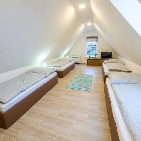 Guest house Rosakvet Brezi